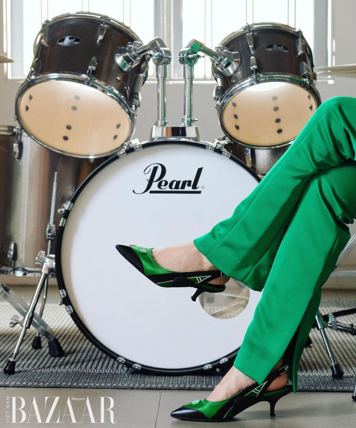 Xu hướng giày dép mới nhất của mùa xuân hè 2022